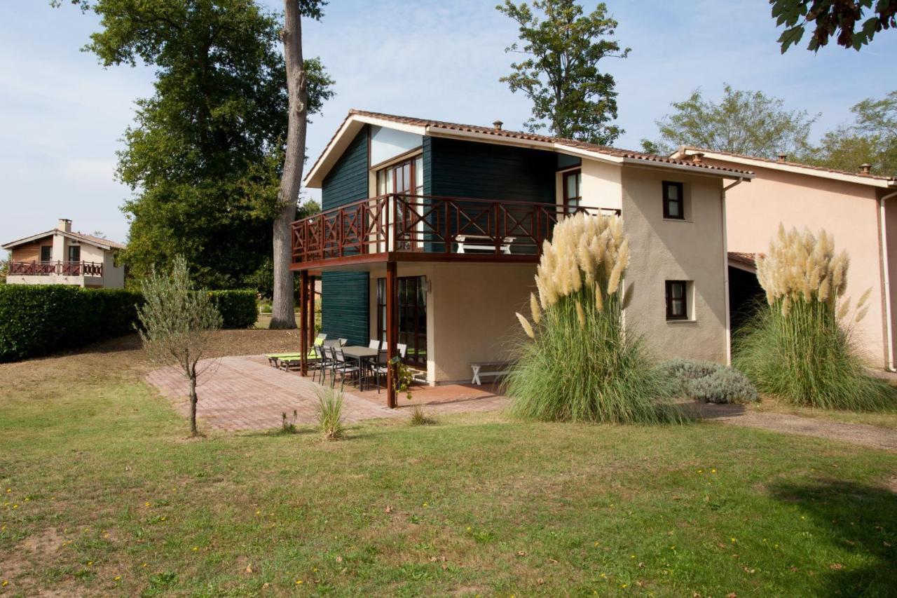 Residence Chateau De Salles Salles  Buitenkant foto