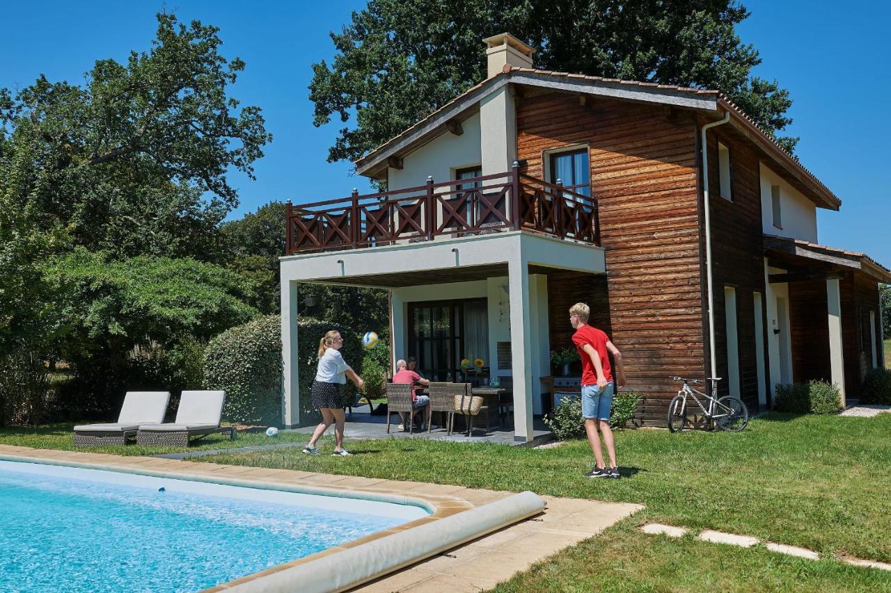 Residence Chateau De Salles Salles  Buitenkant foto